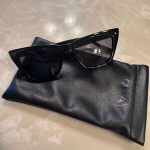 Quay sunglasses “CALL THE SHOTS”